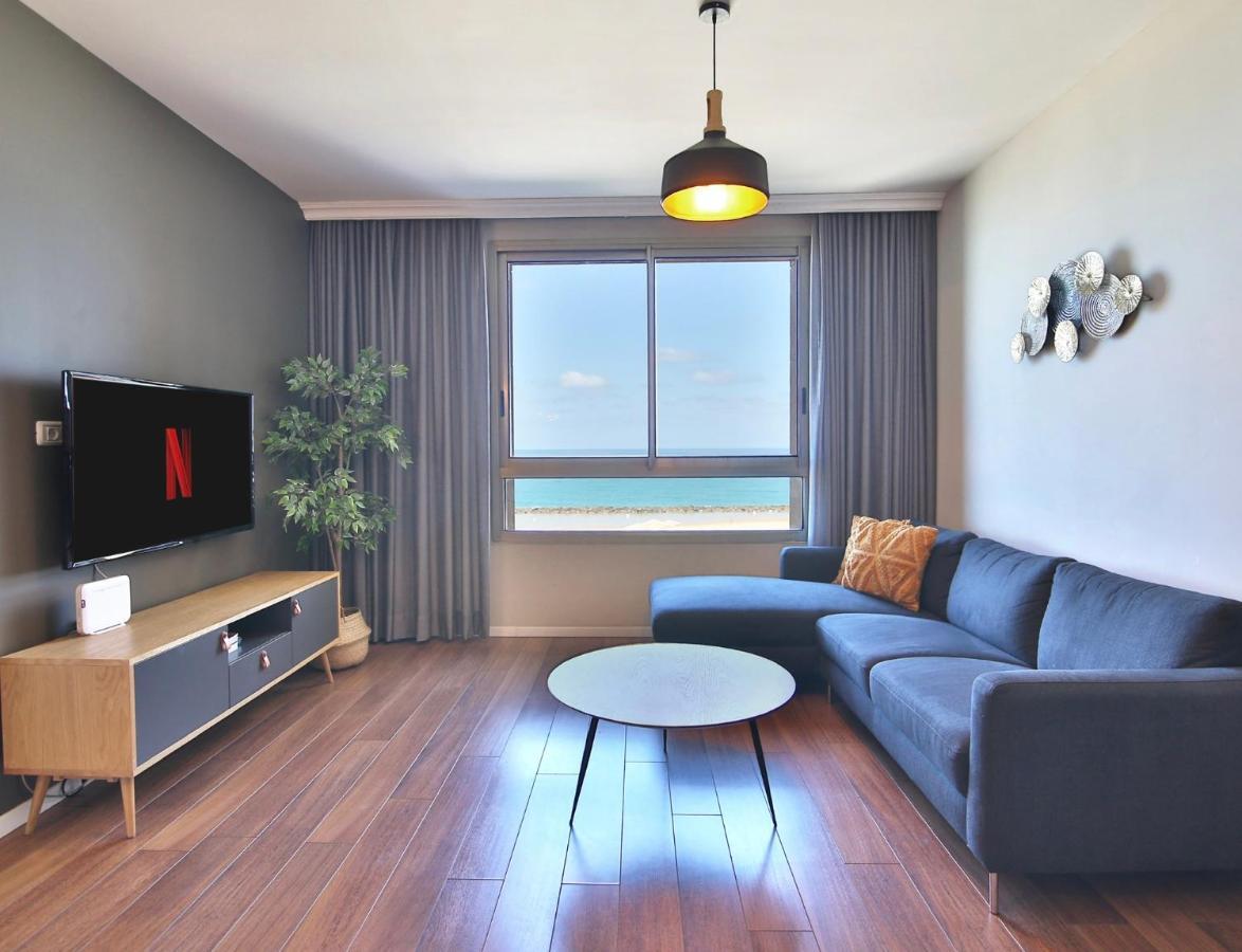 Luxury Suites By Notaly Ariel - Carmel Beach 海法 外观 照片