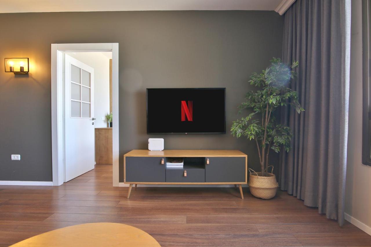 Luxury Suites By Notaly Ariel - Carmel Beach 海法 外观 照片