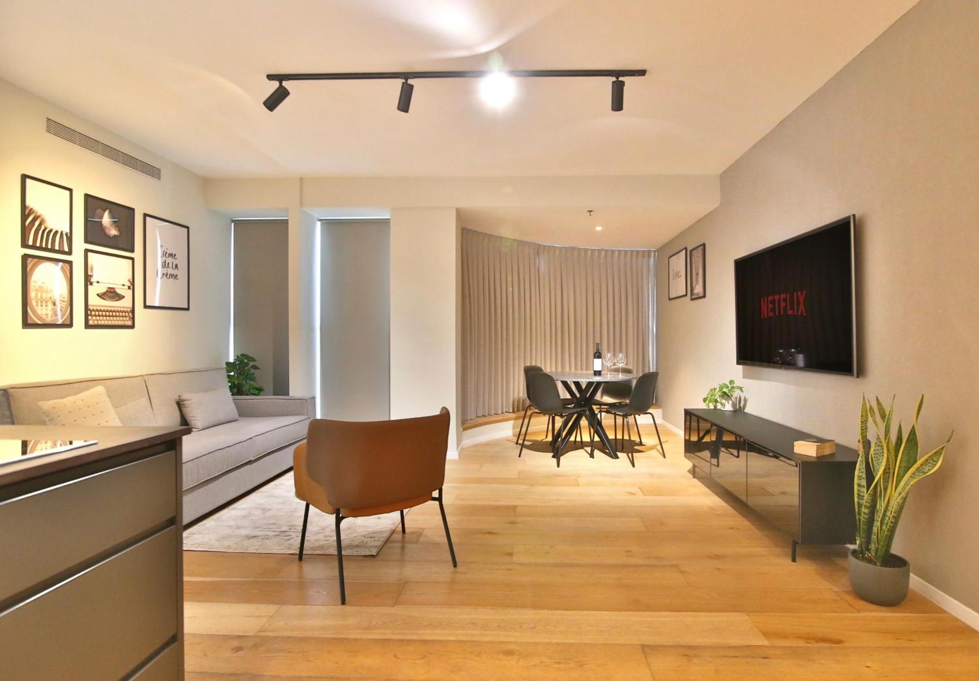 Luxury Suites By Notaly Ariel - Carmel Beach 海法 外观 照片