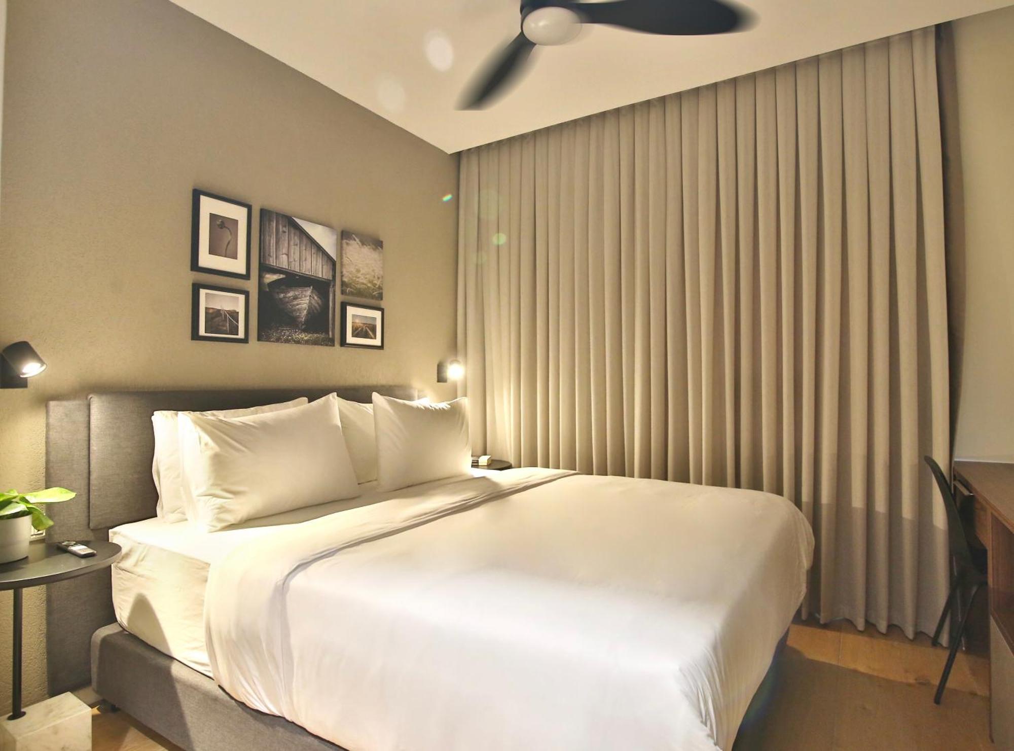Luxury Suites By Notaly Ariel - Carmel Beach 海法 客房 照片