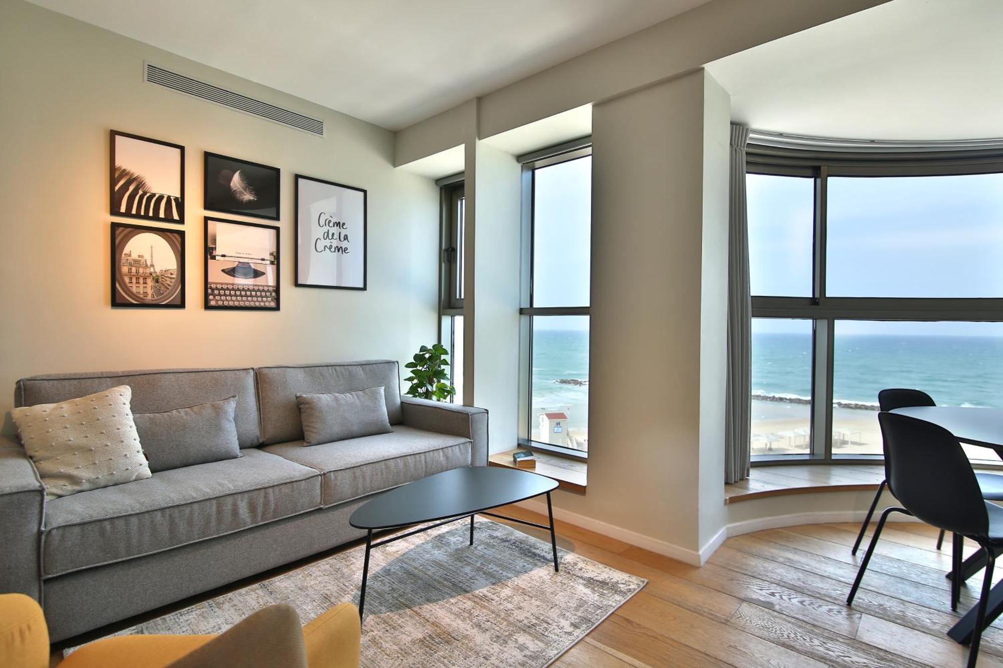 Luxury Suites By Notaly Ariel - Carmel Beach 海法 外观 照片