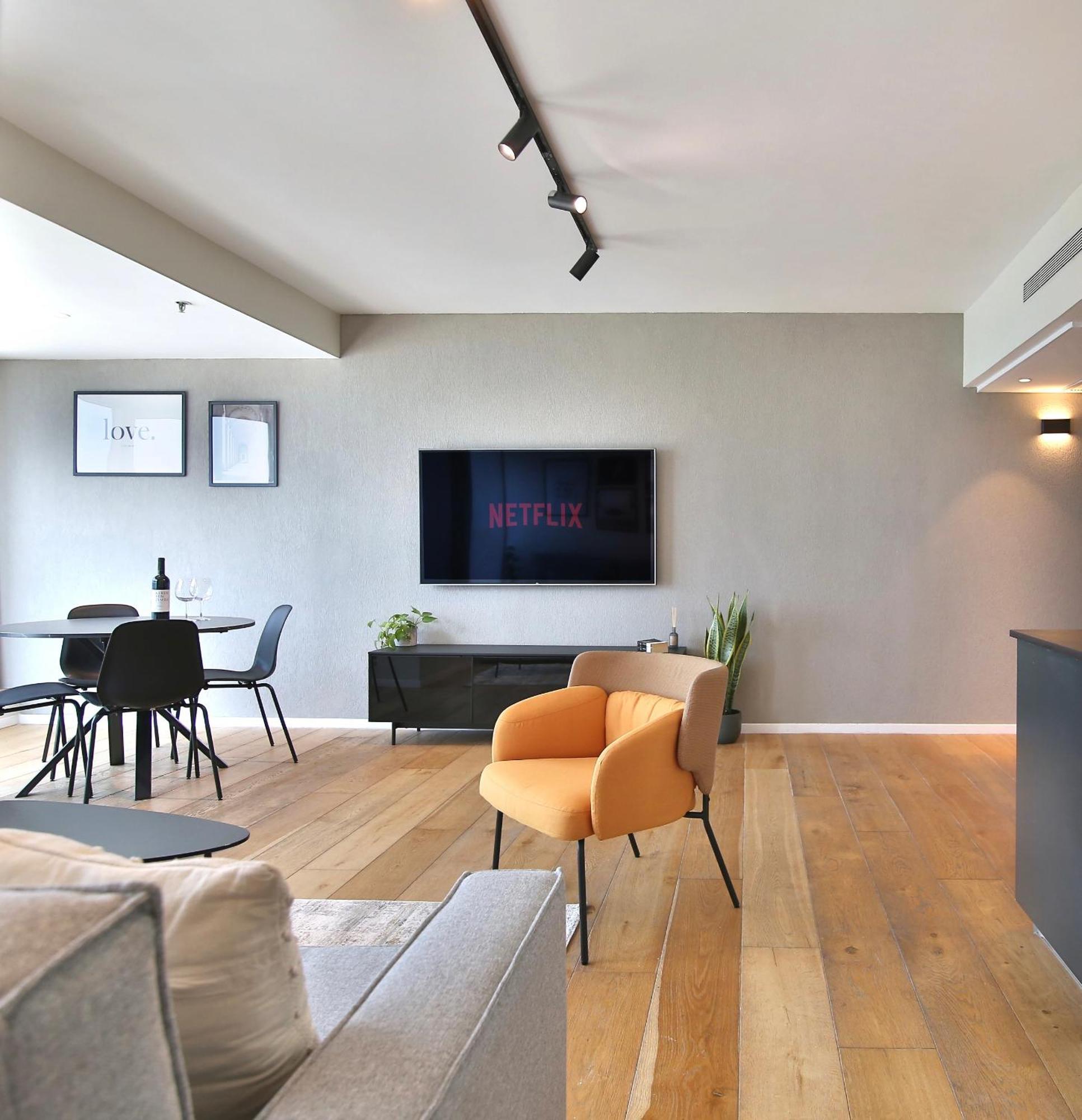 Luxury Suites By Notaly Ariel - Carmel Beach 海法 外观 照片